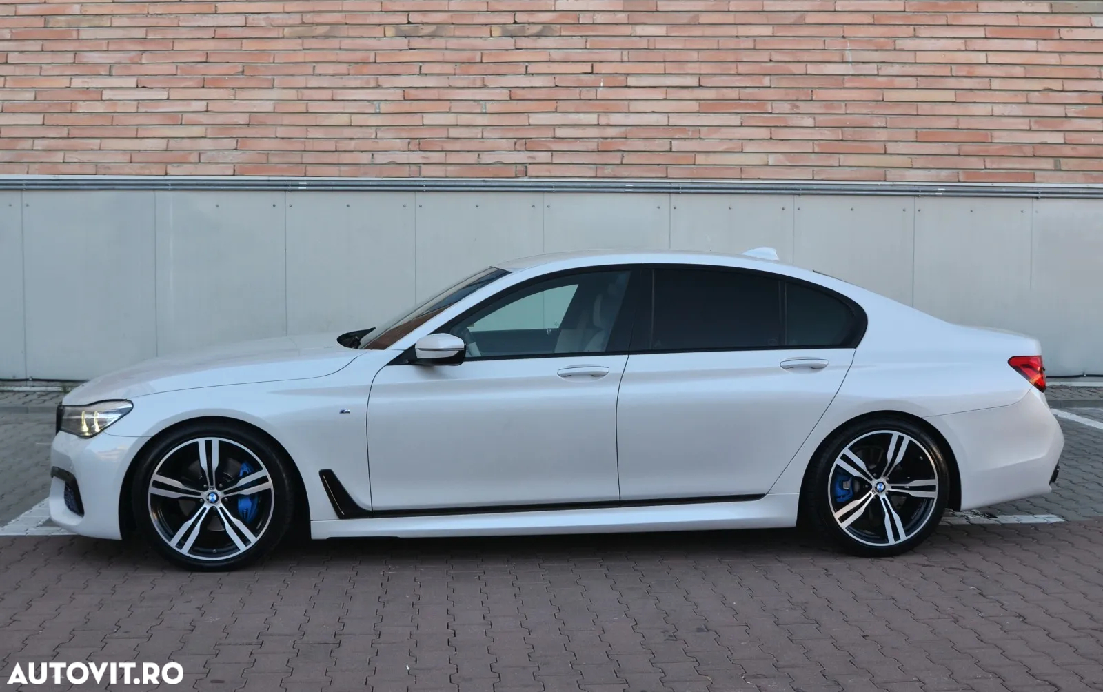 BMW Seria 7 730d - 22