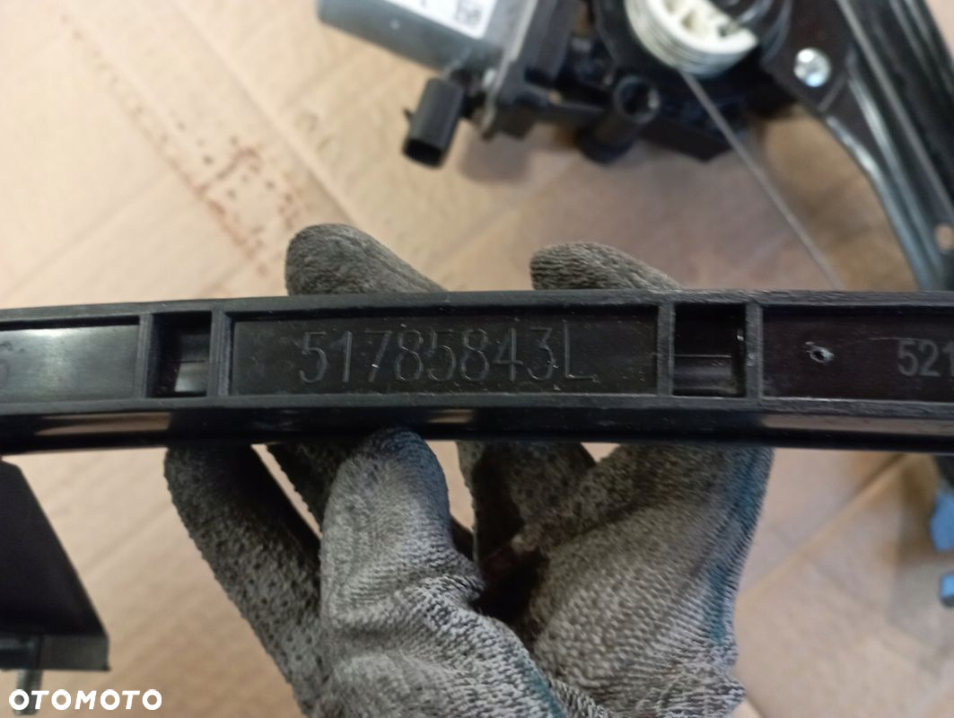 FIAT 500 MECHANIZM PODNOŚNIK PROWADNICA SZYBY LEWA EUROPA 5370000FI - 3