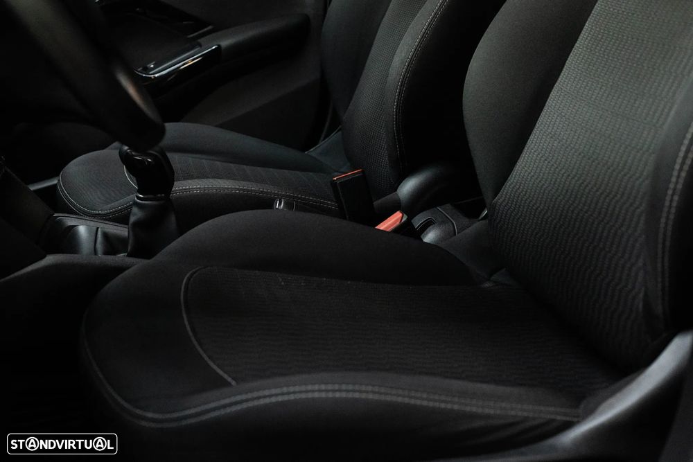 Peugeot 208 1.6 BlueHDi Style - 29