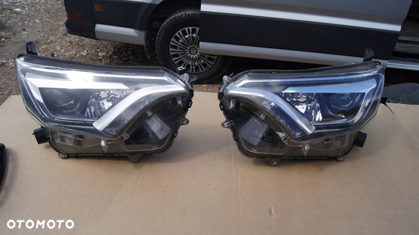 Lampa  PRAWA LEWA FULL LED  TOYOTA RAV4 IV LIFT 15-18