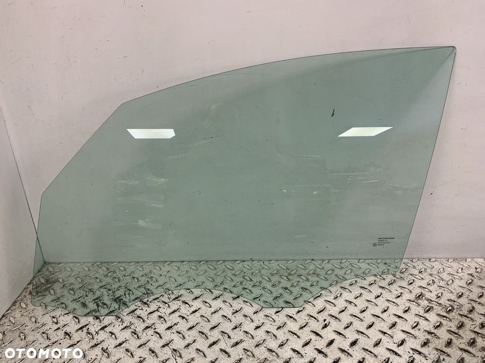 NOWA ORYGINALNA SZYBA DRZWI PRZEDNIA LEWA PRZÓD LEWY HYUNDAI IX20 KIA VENGA 10-19 82411-1P000 - 2
