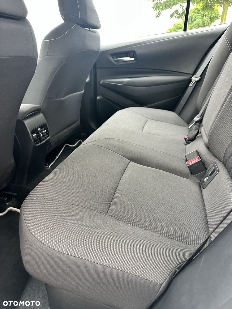 Toyota Corolla 1.8 Hybrid Comfort - 12