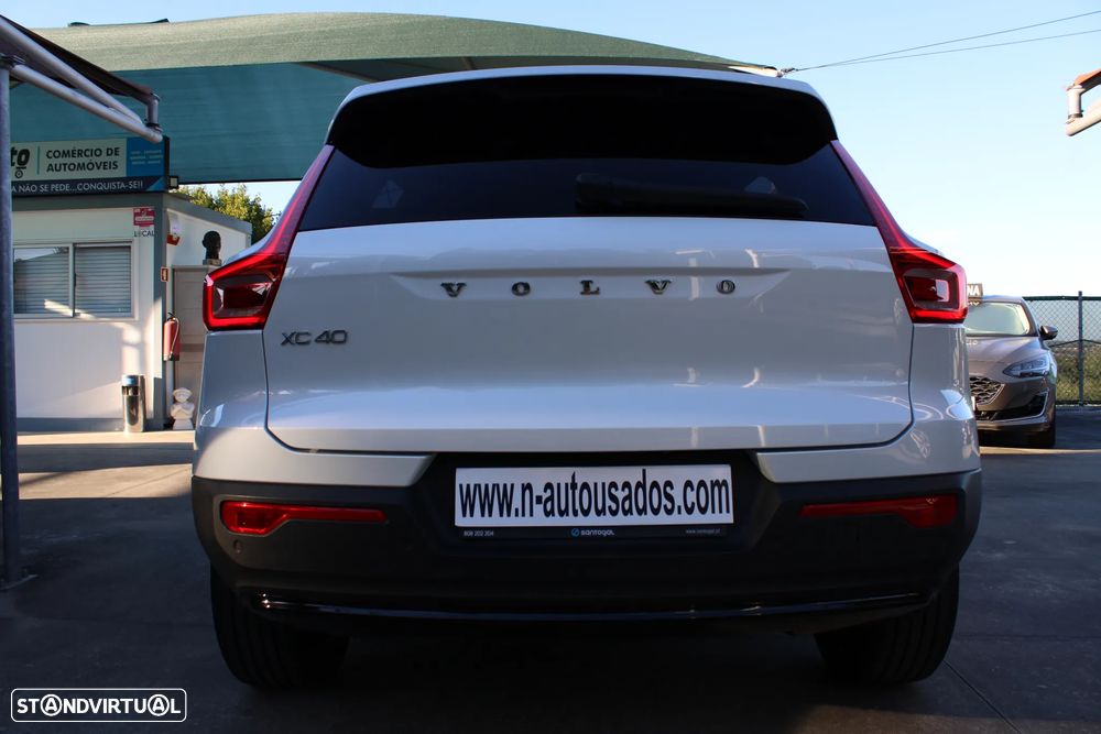 Volvo XC 40 1.5 T2 Plus Dark Auto - 8