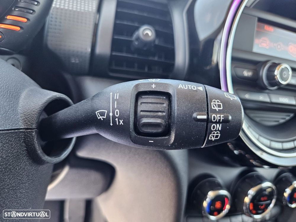 MINI 3 Portas One D - 31