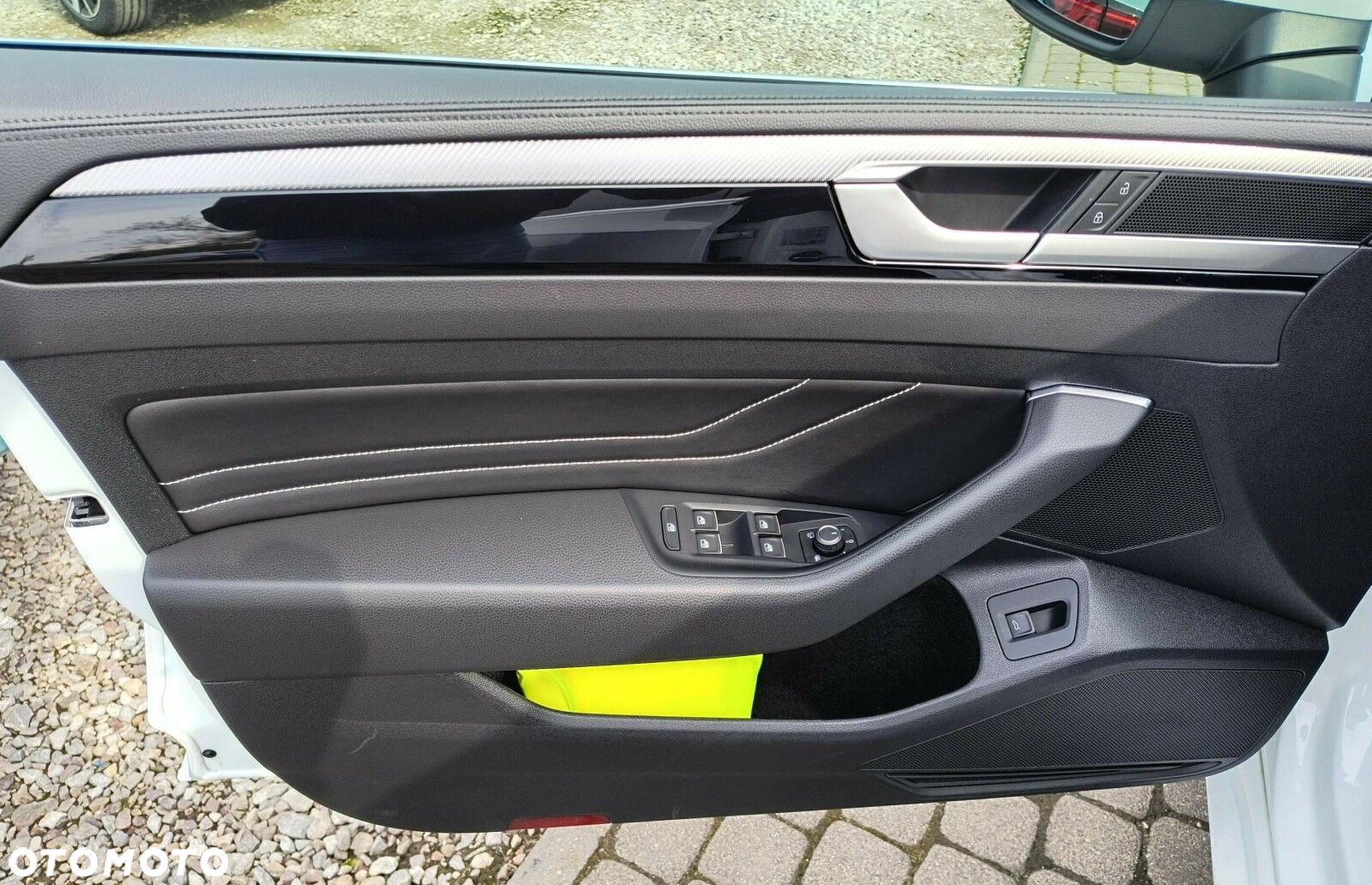 Volkswagen Arteon 2.0 TSI R-Line DSG - 22