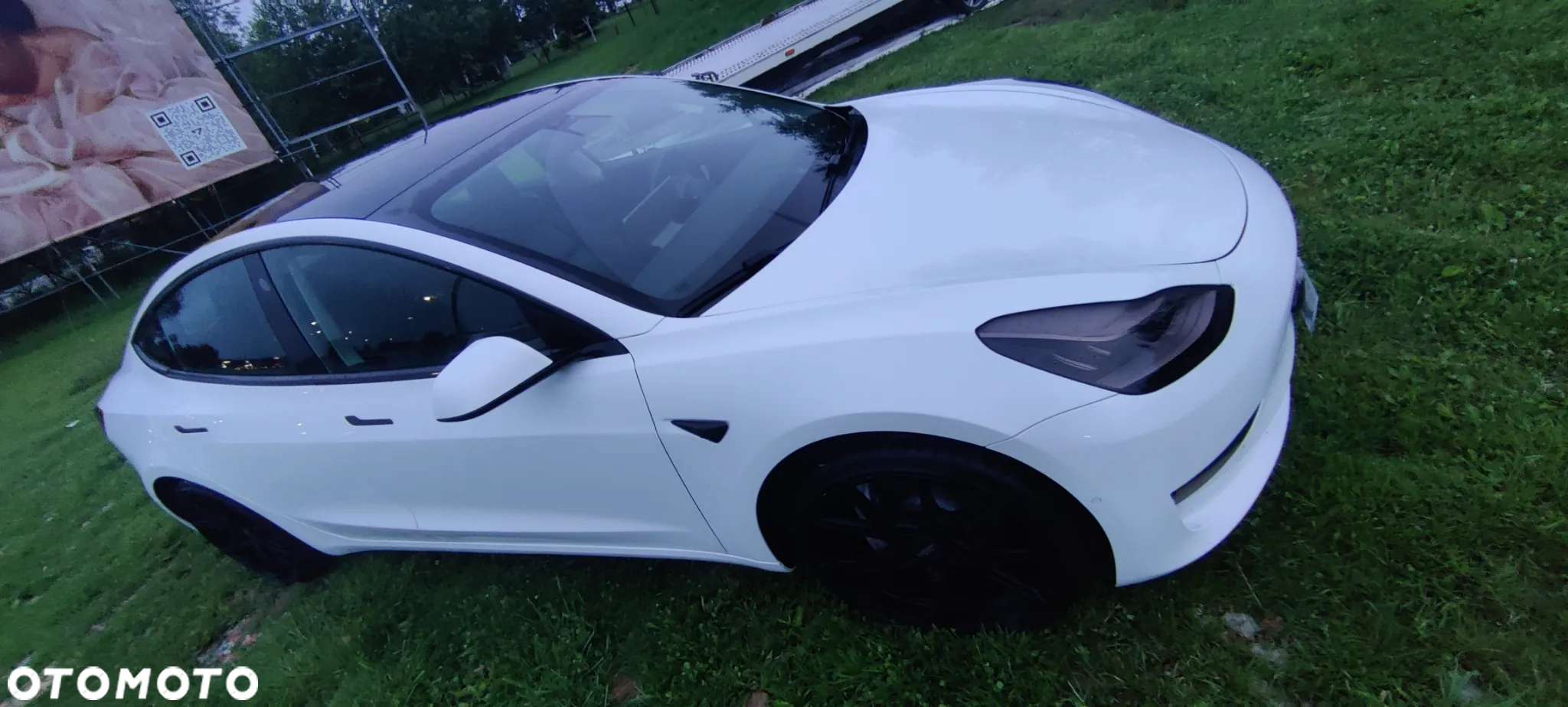 Tesla Model 3 - 11