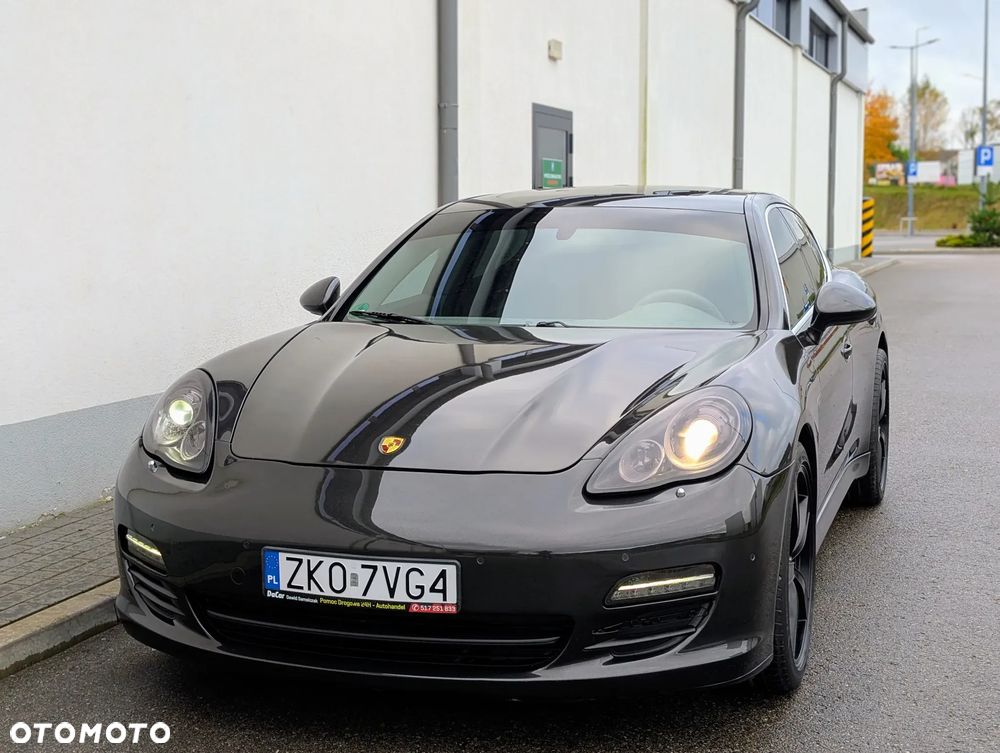 Porsche Panamera 4S PDK - 9