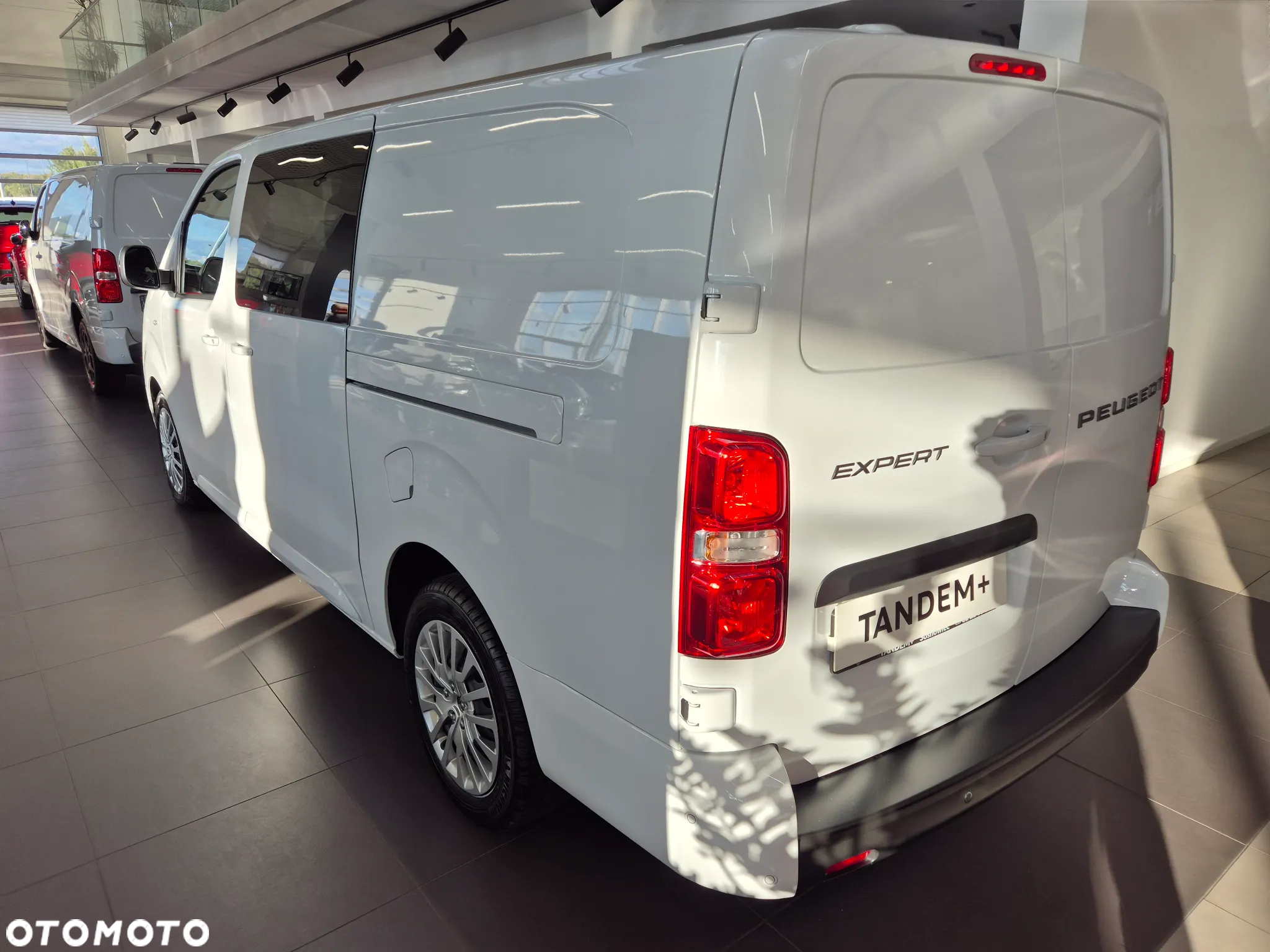 Peugeot Nowy Expert Furgon Long Brygadowy 6 miejsc 2.0 HDI 144KM !! OD RĘKI !! - 6