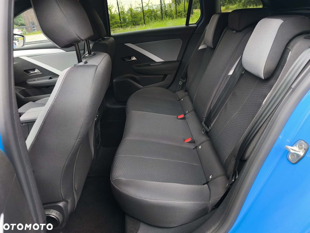Opel Astra - 38
