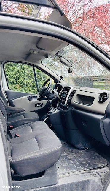 Renault Trafic - 13