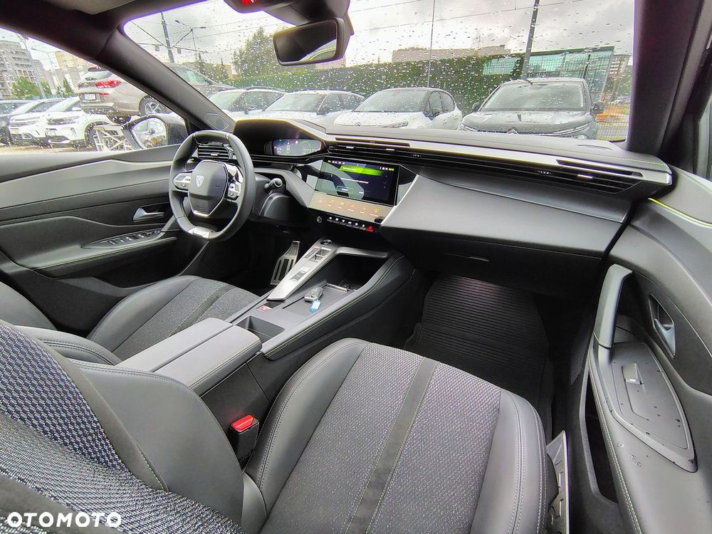 Peugeot 308 - 10