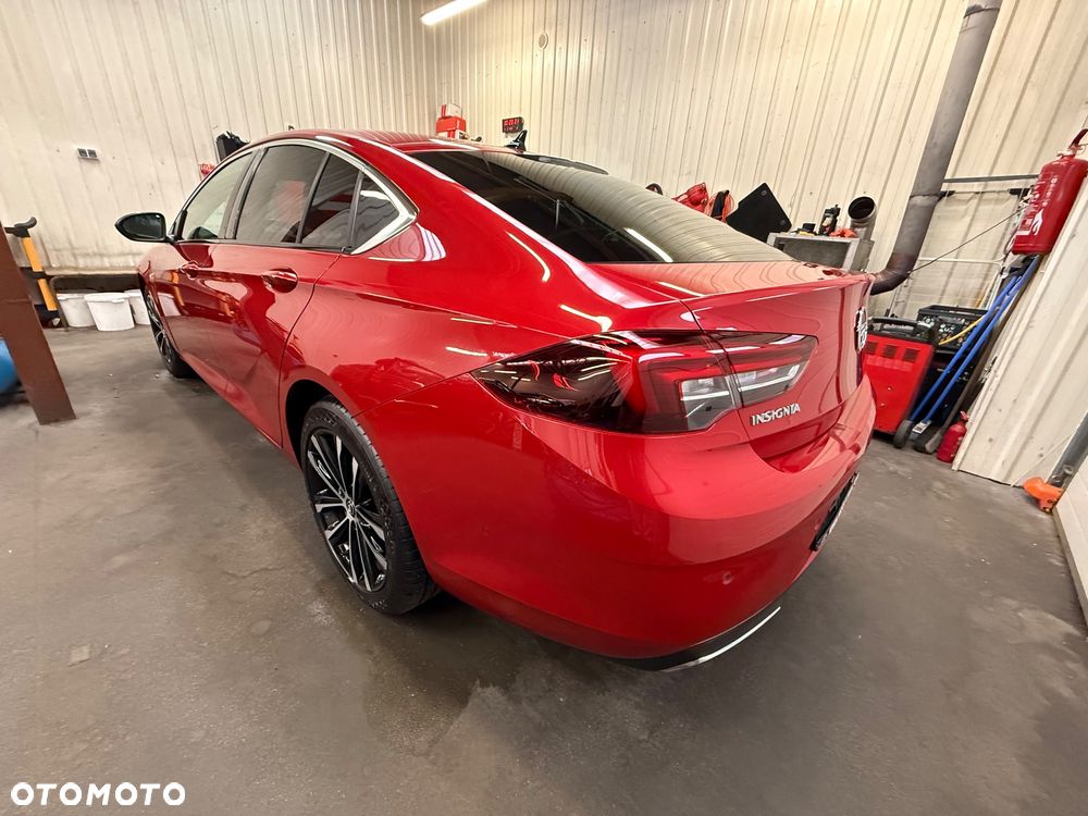 Opel Insignia - 17