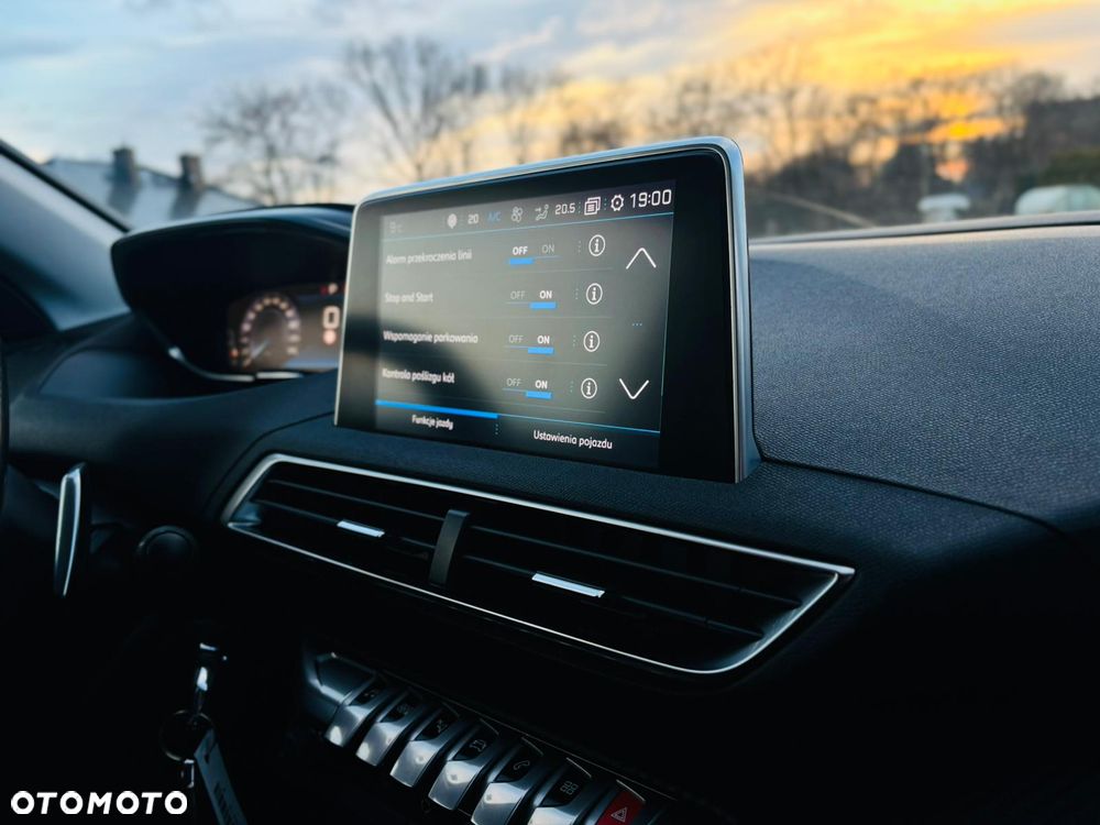 Peugeot 5008 BlueHDI 130 EAT8 Allure Business-Paket - 7