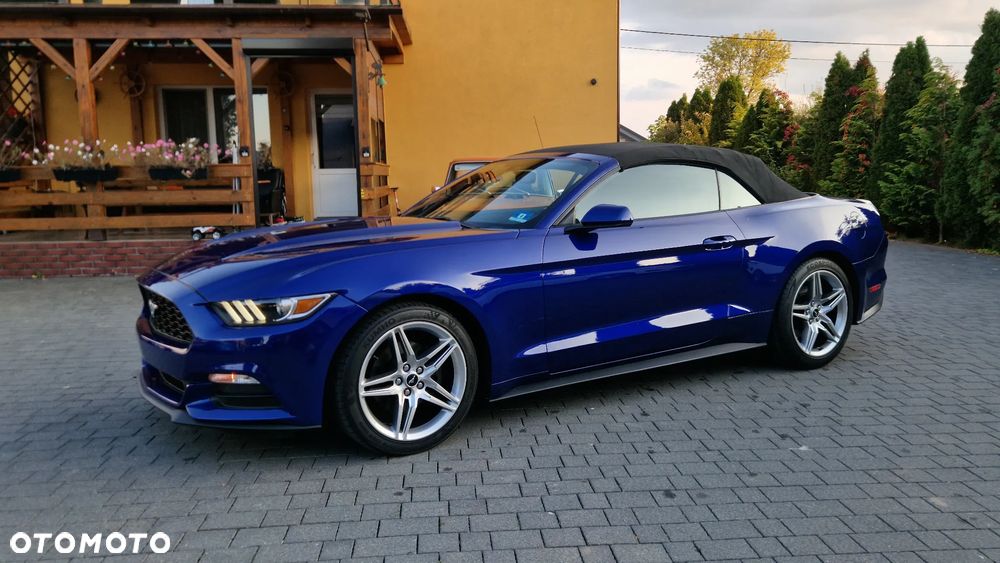 Ford Mustang - 16