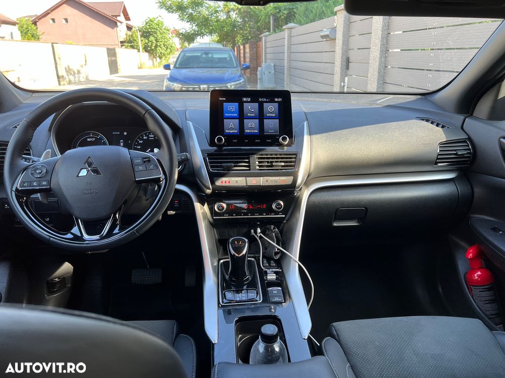Mitsubishi Eclipse-Cross - 9
