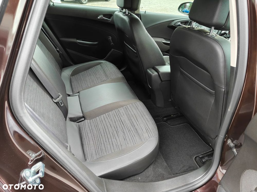 Opel Astra 1.4 Turbo Active - 19
