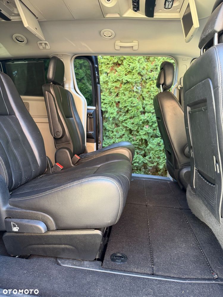 Lancia Voyager 2.8CRD Platinum - 7