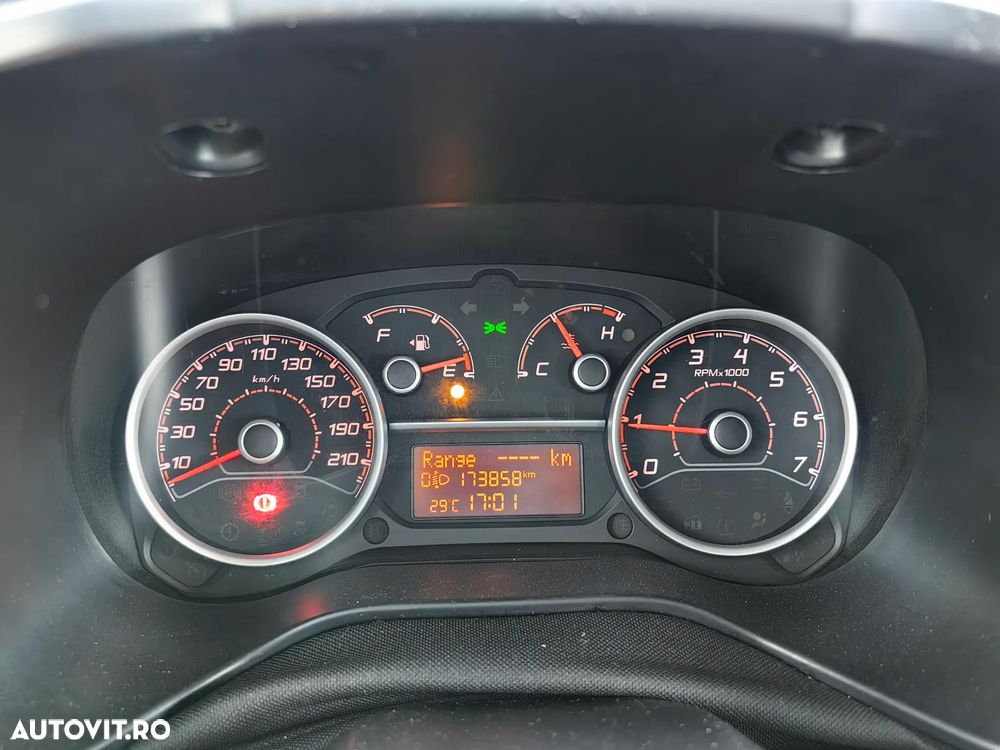 Fiat Doblo Combi 1.6 Mjet 105 CP Maxi Confort - 22