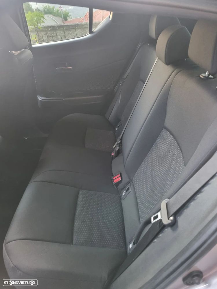 Toyota C-HR 1.8 Hybrid Square Collection - 9