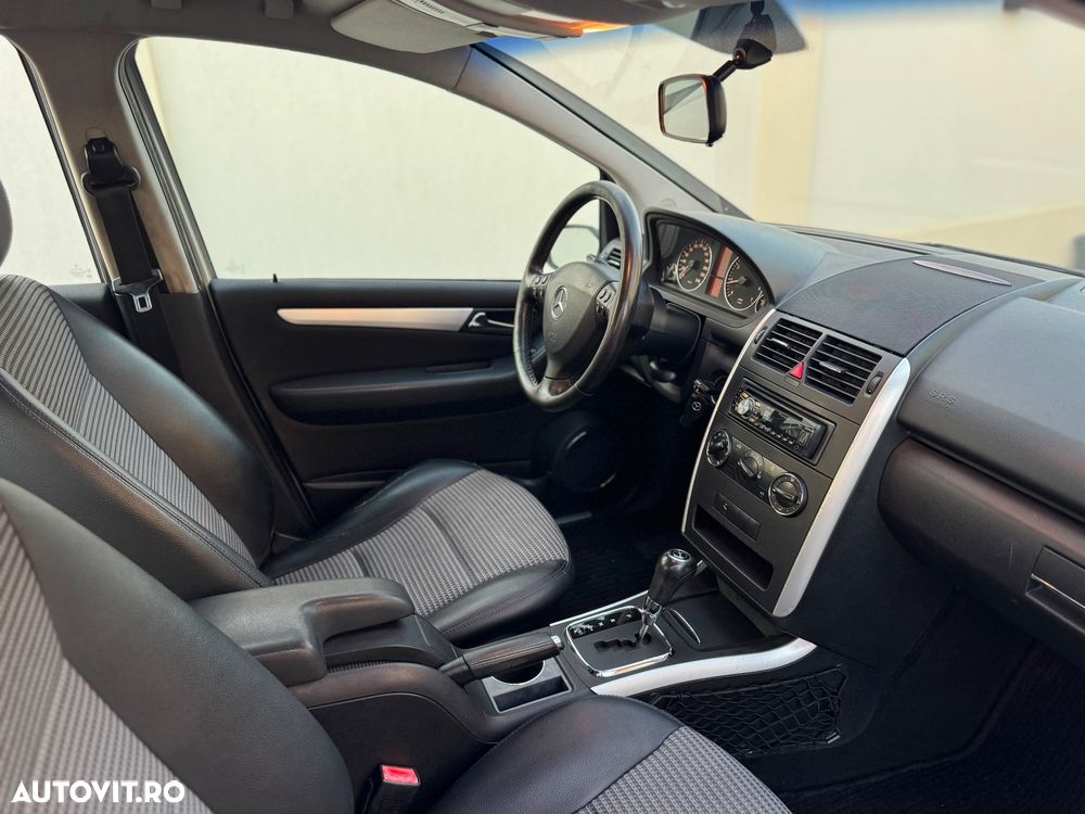 Mercedes-Benz A 170 - 11