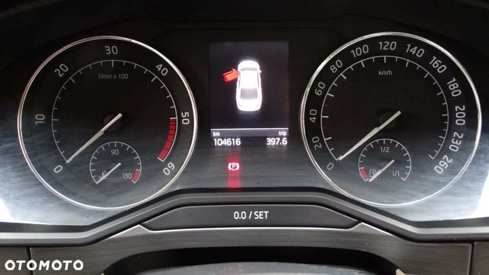 Skoda Superb 2.0 TDI Style DSG - 12