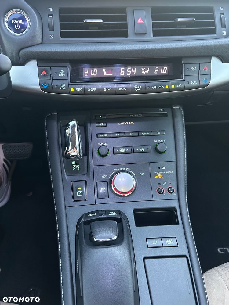 Lexus CT 200h Elegance - 24