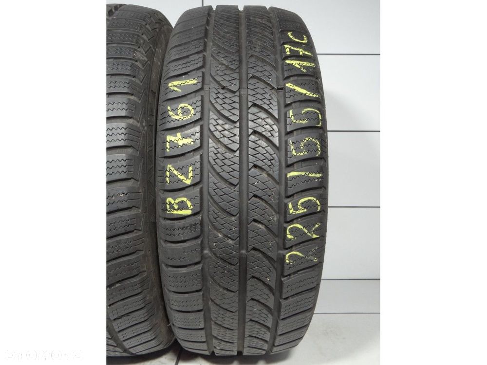 Opony zimowe 225/55R17C 109/107T Continental - 2