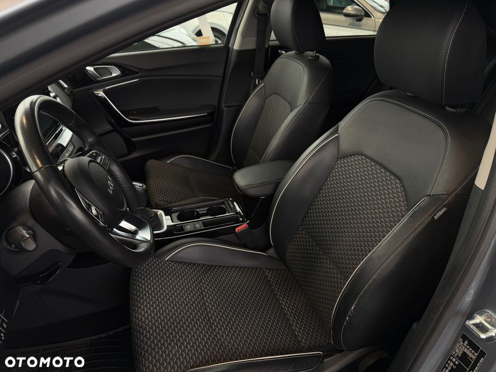 Kia Ceed 1.5 T-GDI L - 15