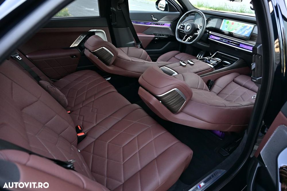 BMW Seria 7 - 16