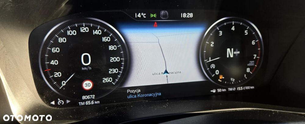 Volvo XC 40 T3 Momentum Pro - 23