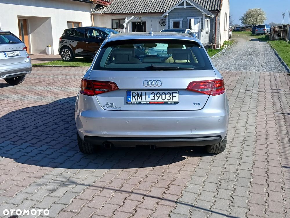 Audi A3 Sportback 1.6 TDI (clean diesel) Attraction - 5