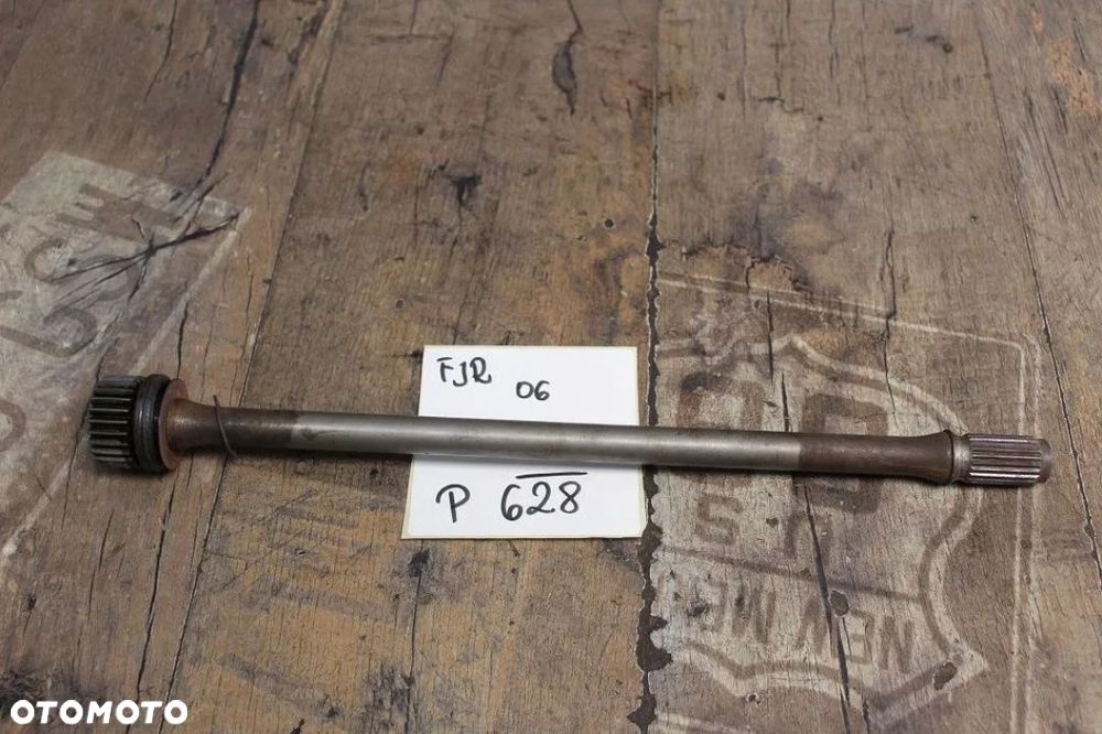 WAŁ KARDANA NAPĘDOWY FJR 1300 06r. - 1