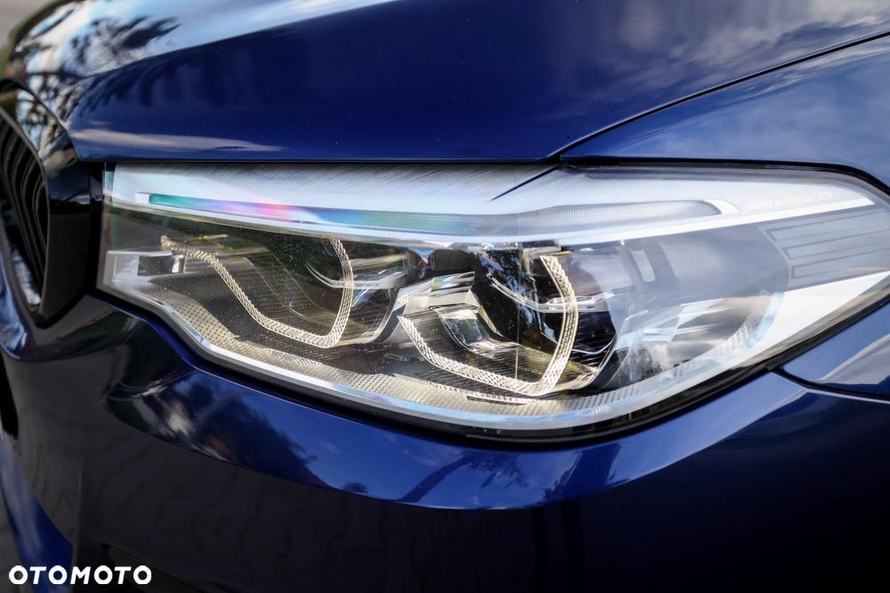 BMW Seria 5 520d xDrive Touring M Sport Edition - 4