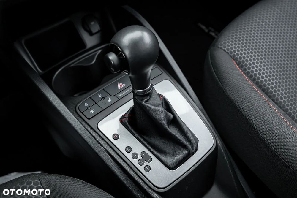 Seat Ibiza 1.4 TSI DSG FR - 32
