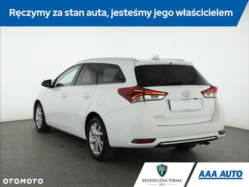 Toyota Auris - 6