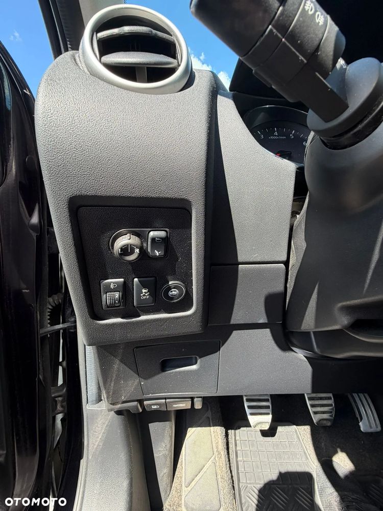 Nissan Qashqai - 12