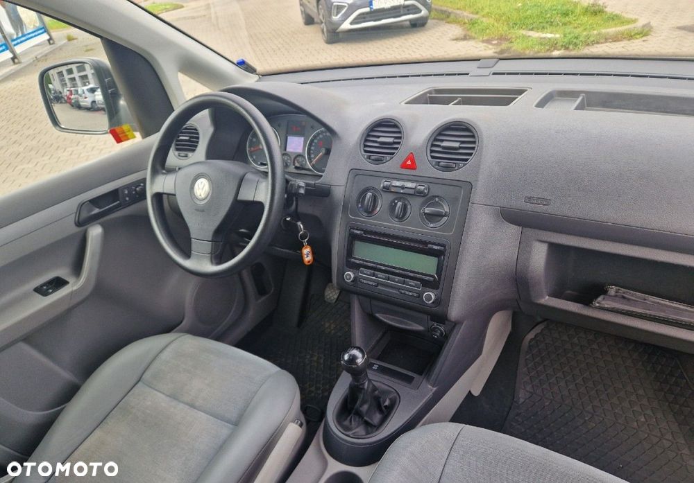Volkswagen Caddy - 8