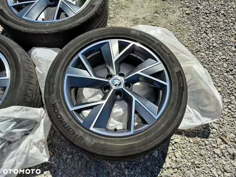 Skoda Kodiaq 2.0 TDI 4x4 DSG Sportline - 8