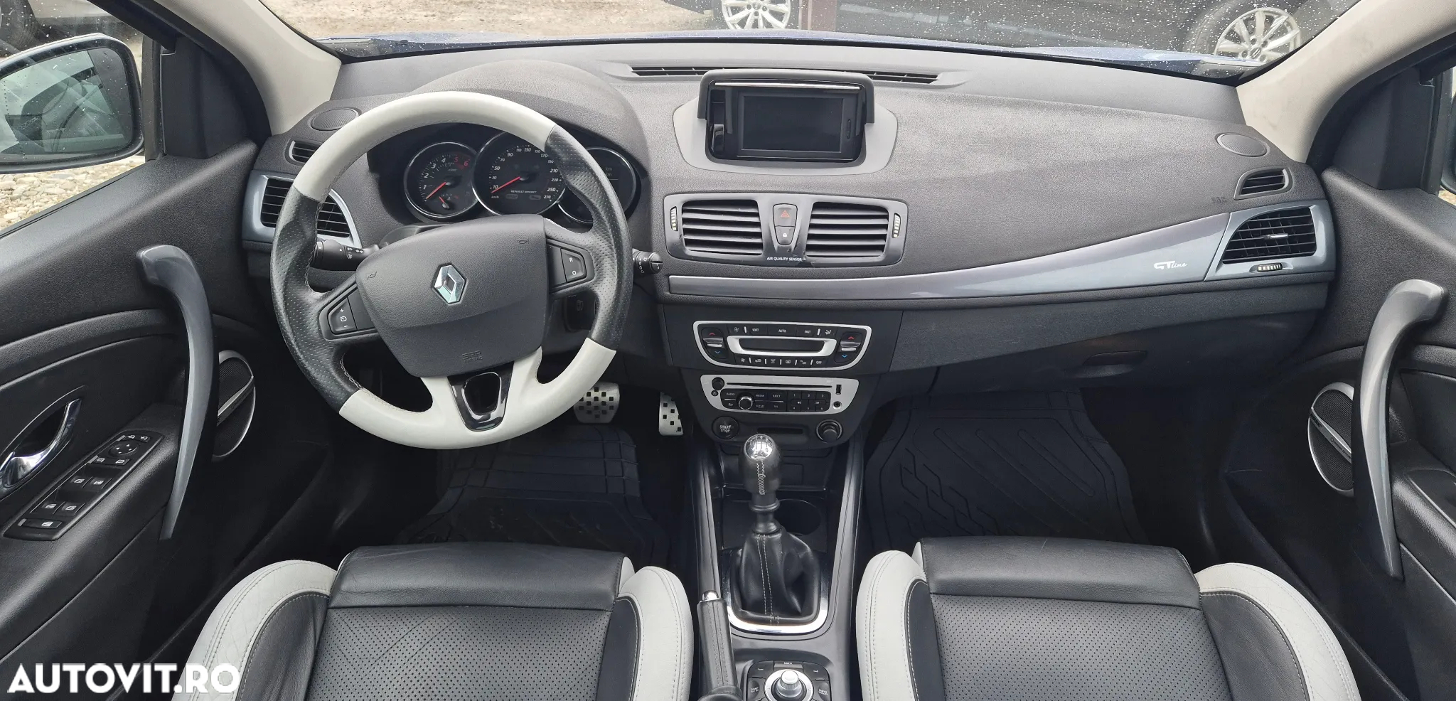 Renault Megane Sport Tourer 1.5 dCi GT Line - 6