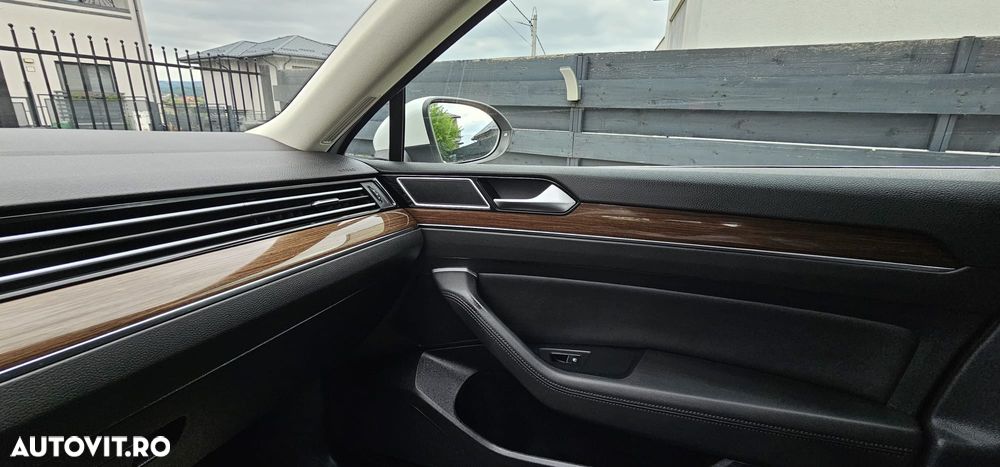 Volkswagen Passat 2.0 TDI DSG 4Motion Comfortline - 14