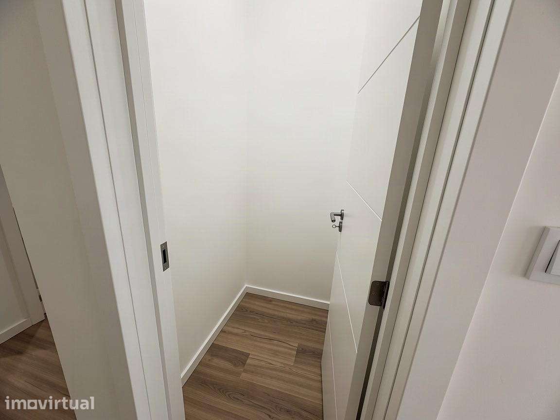 Apartamento T2 no Lavradio – Rés do chão alto - Grande imagem: 4/15