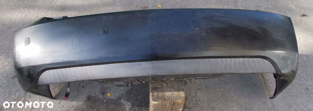 CADILLAC BLS ZDERZAK TYŁ Z PDC