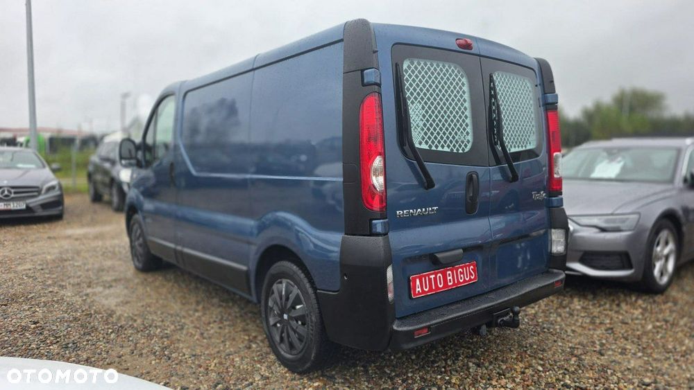 Renault Trafic - 8