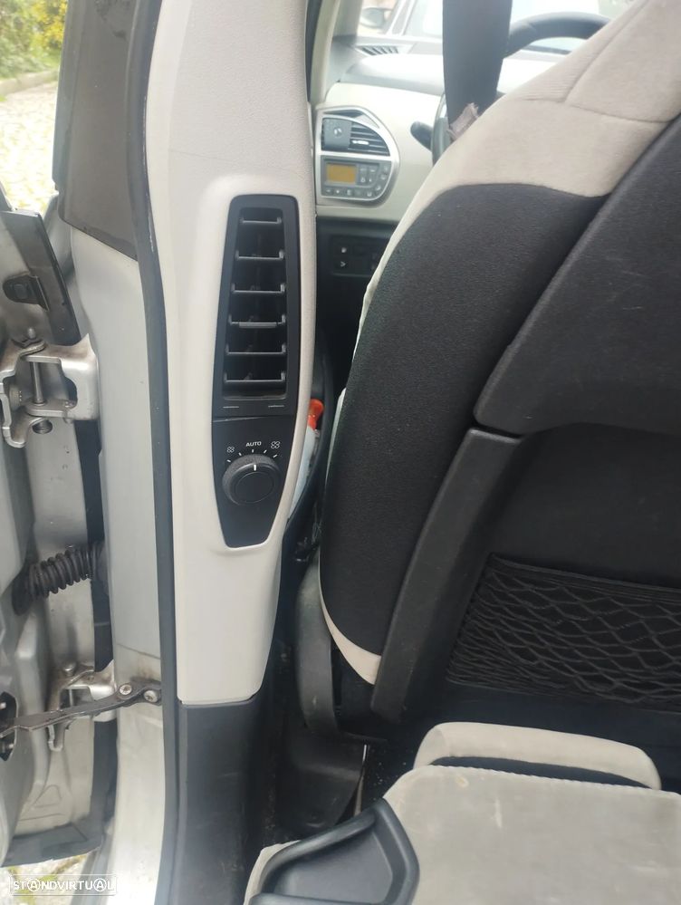 Citroën C4 Grand Picasso 1.6 HDi Confort - 12