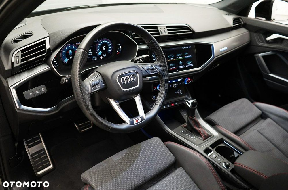 Audi Q3 - 16