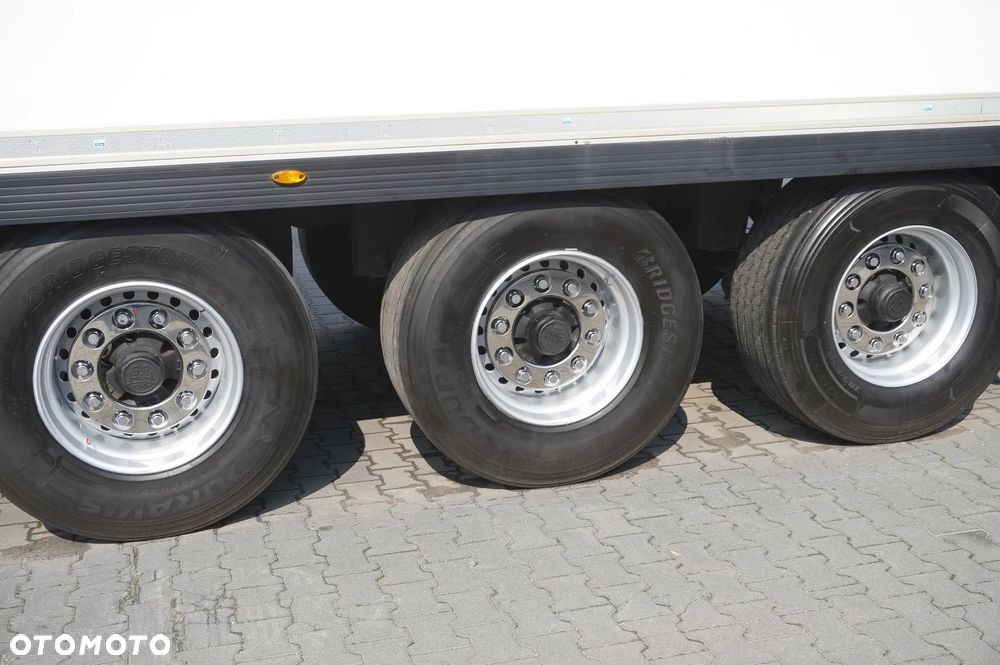 Lamberet Naczepa chłodnia / Carrier Vector 1550 / Winda Dhollandia 2500 kg_256136 - 15