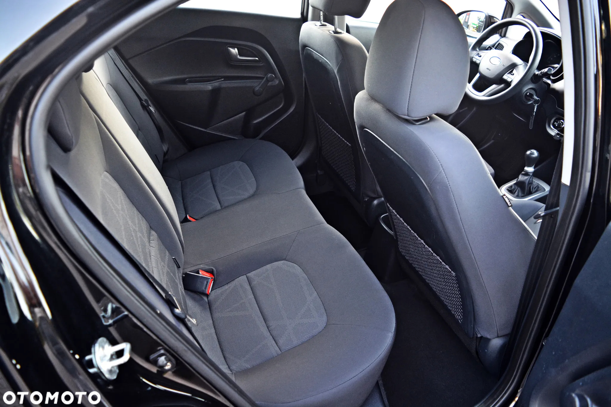 Kia Rio 1.2 Edition 7 - 17