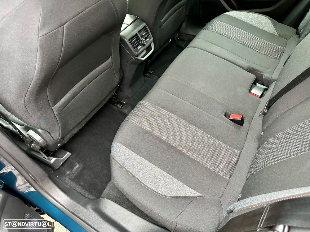 Peugeot 3008 PureTech 130 Stop & Start GPF Active - 42