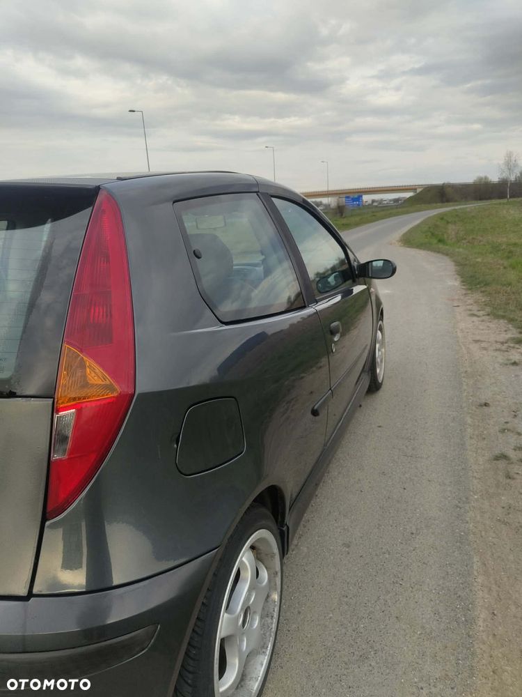 Fiat Punto - 3