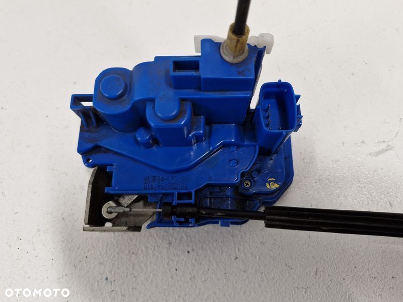 fiat 500l zamek drzwi lewy tył tylny 51892161 5 pin - 6